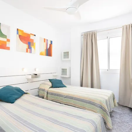 アパート Home2book Paradise Playa Vistas, Terrace ロスクリスティアーノス